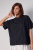 Жіноча футболка прикрашена термостразами - 241034 чорна