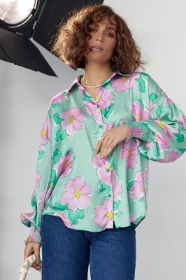 Шелковая блуза на пуговицах с узором в цветы 3294 салатовый