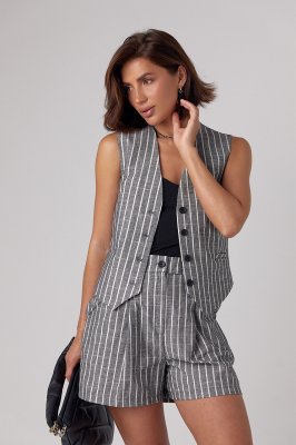 Жіночий літній костюм з шортами та жилеткою у смужку - 9821 темно-сірий